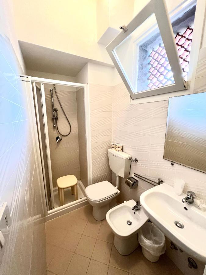 Alta Marea Hotel Милано Мартима Екстериор снимка